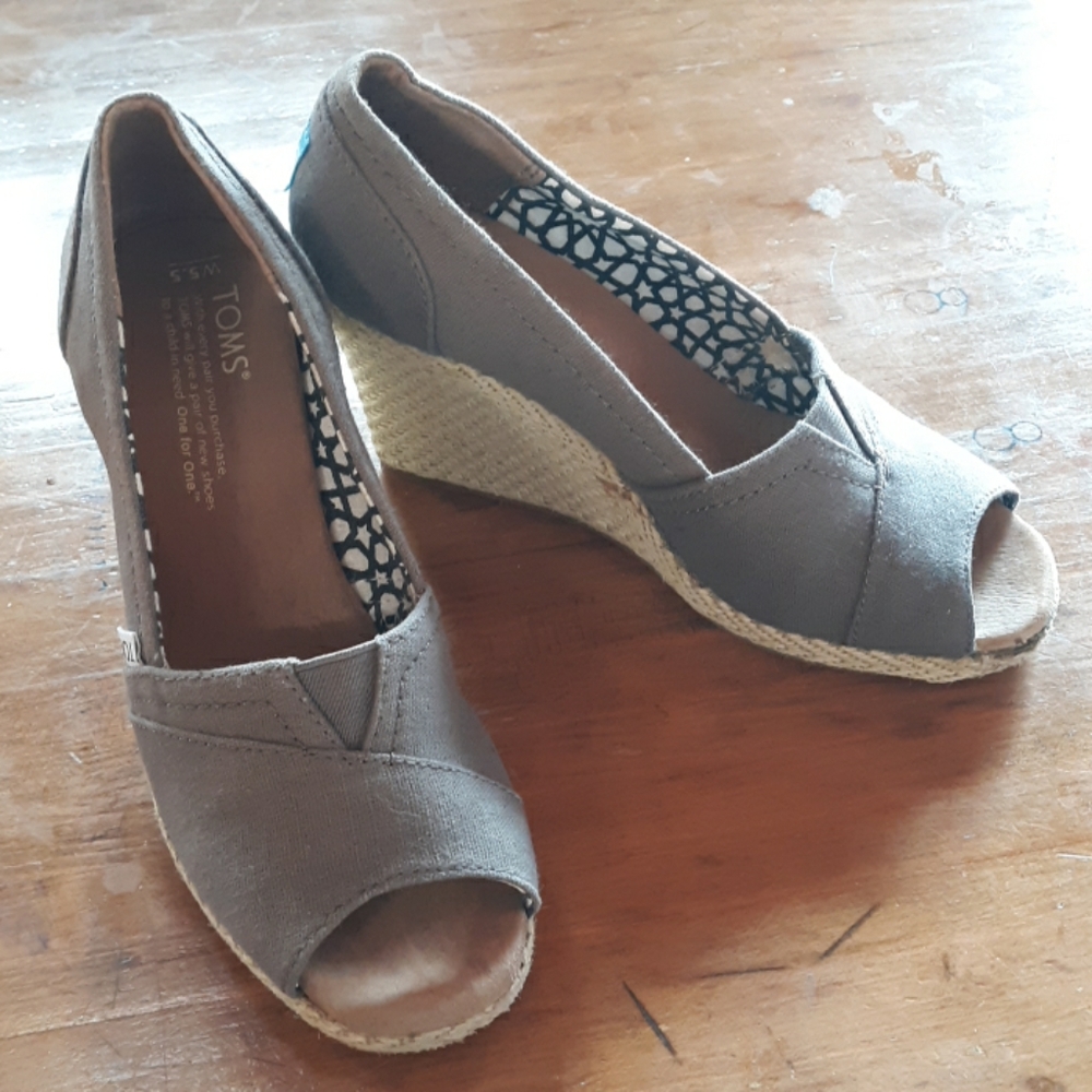 Tom's wedge open toe shoes